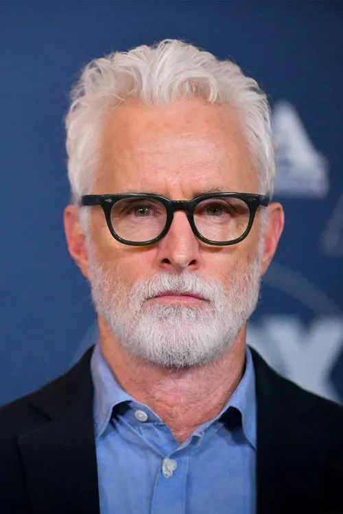 John Slattery Oyuncu Profil Görseli