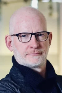 John Stevenson Yönetmen Profil Görseli