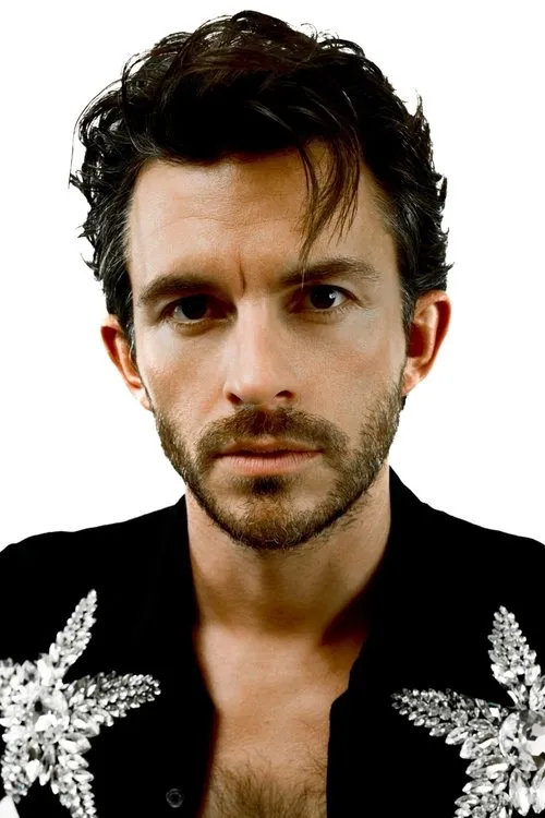 Jonathan Bailey Oyuncu Profil Görseli