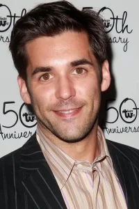 Jordan Bridges Oyuncu Profil Görseli