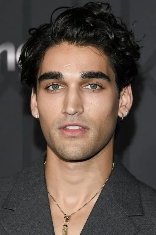 Josh Heuston Oyuncu Profil Görseli