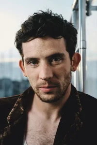 Josh O'Connor Oyuncu Profil Görseli