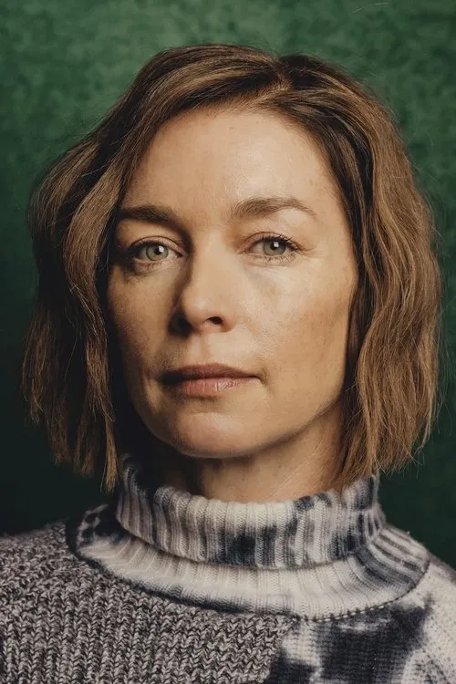 Julianne Nicholson Oyuncu Profil Görseli