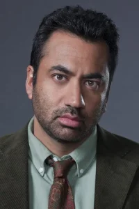 Kal Penn Oyuncu Profil Görseli