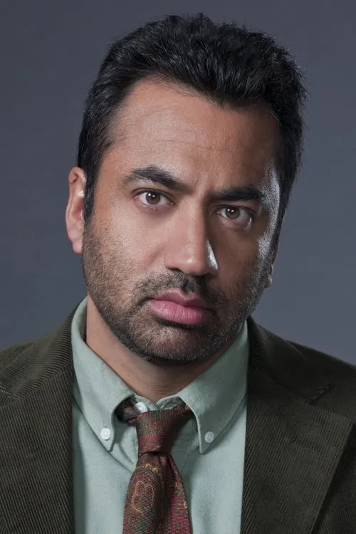 Kal Penn Oyuncu Profil Görseli