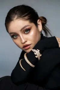 Karol Sevilla Oyuncu Profil Görseli