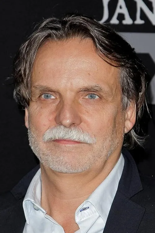 Kristoffer Nyholm Yönetmen Profil Görseli