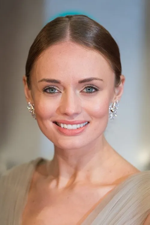 Laura Haddock Oyuncu Profil Görseli