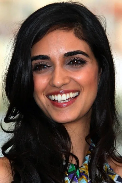 Liraz Charhi Oyuncu Profil Görseli