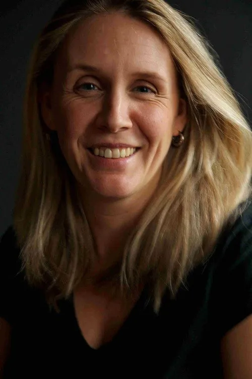 Lisa Siwe Yönetmen Profil Görseli