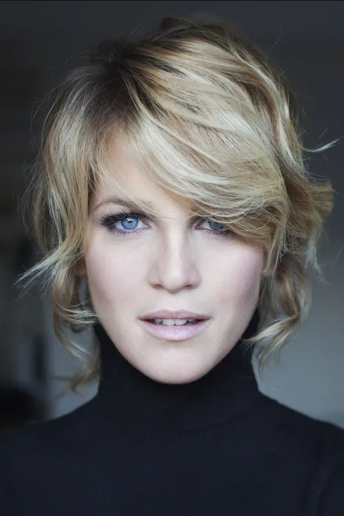 Liz Solari Oyuncu Profil Görseli