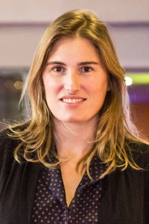 Lola Doillon Yönetmen Profil Görseli