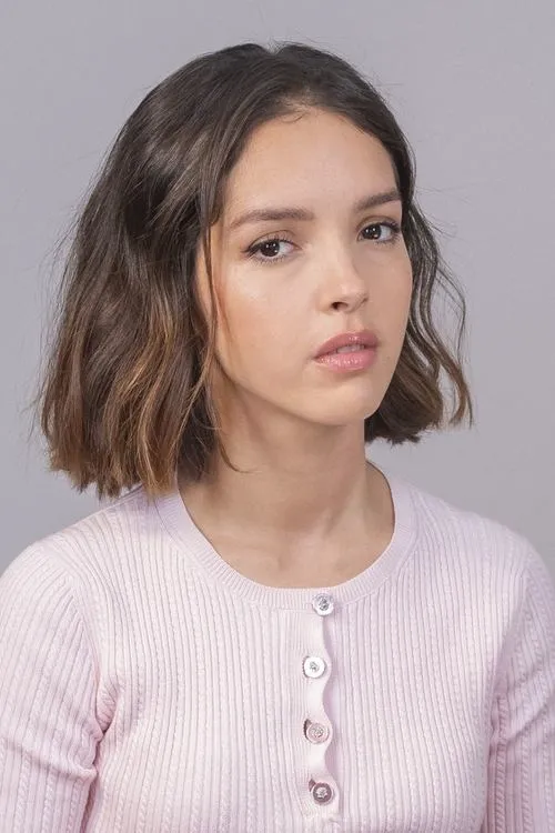 Lyna Khoudri Oyuncu Profil Görseli