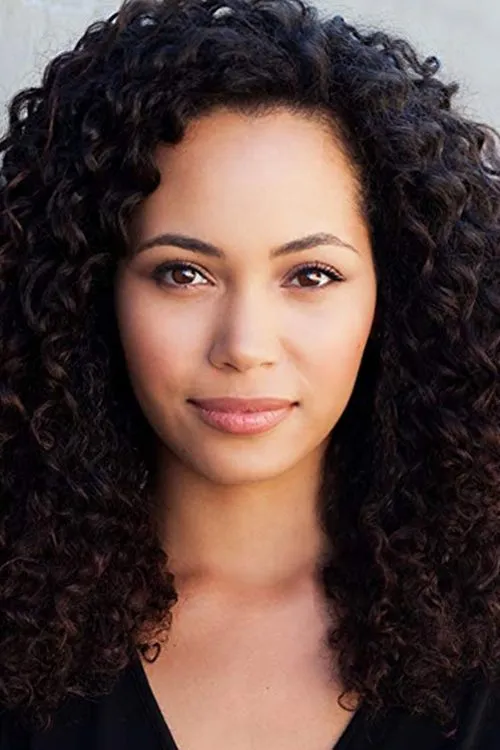 Madeleine Mantock Oyuncu Profil Görseli