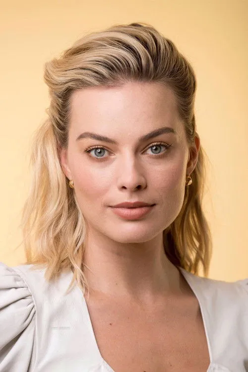 Margot Robbie Oyuncu Profil Görseli