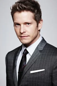 Matt Czuchry Oyuncu Profil Görseli