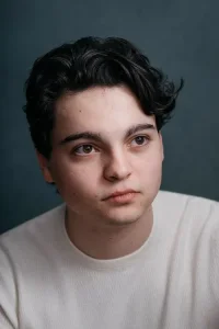Max Burkholder Oyuncu Profil Görseli