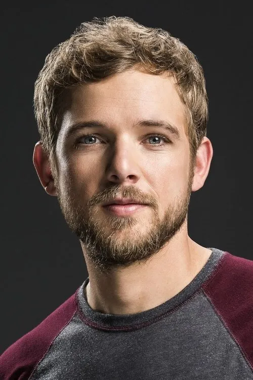 Max Thieriot Oyuncu Profil Görseli