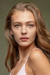 Melisa Döngel Oyuncu Profil Görseli