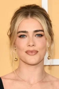Melissa Roxburgh Oyuncu Profil Görseli