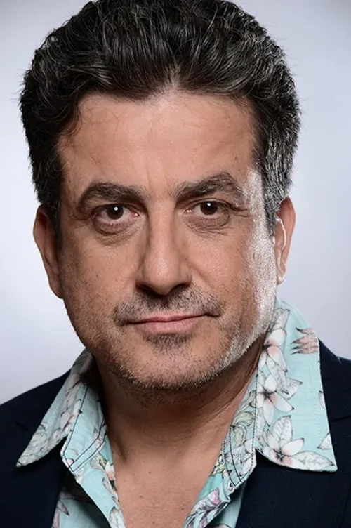 Menashe Noy Oyuncu Profil Görseli