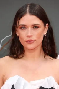 Mia Tomlinson Oyuncu Profil Görseli