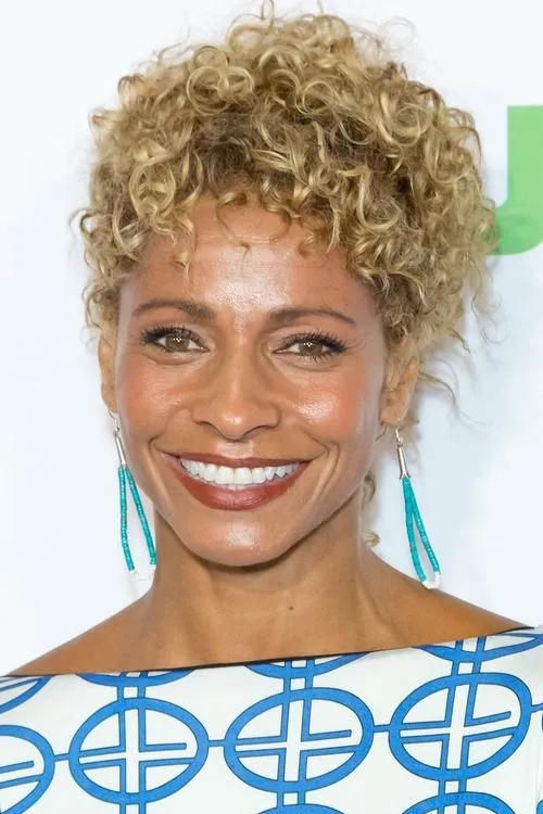 Michelle Hurd Oyuncu Profil Görseli