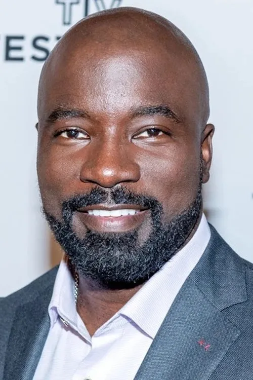 Mike Colter Oyuncu Profil Görseli