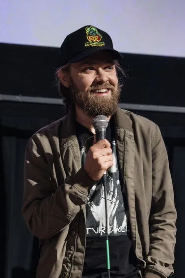 Mike P. Nelson Yönetmen Profil Görseli