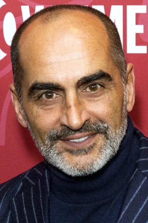 Navid Negahban Oyuncu Profil Görseli