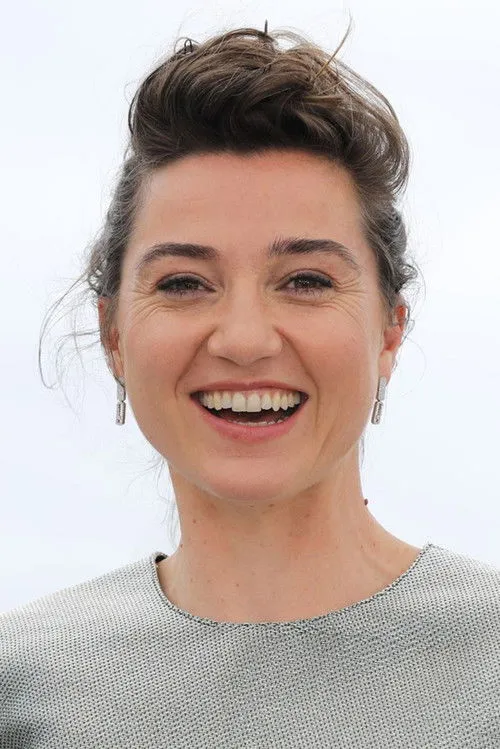 Nina Meurisse Oyuncu Profil Görseli