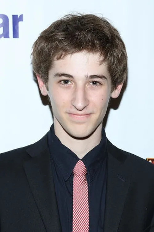 Noah Robbins Oyuncu Profil Görseli