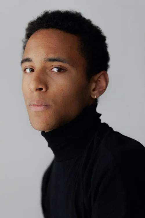 Noah Tinwa Oyuncu Profil Görseli