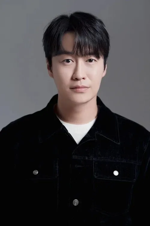 Oh Eui-sik Oyuncu Profil Görseli