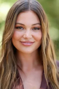 Olivia Holt Oyuncu Profil Görseli