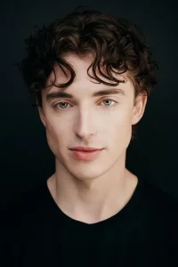 Olly Atkins Oyuncu Profil Görseli