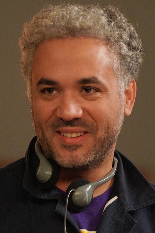 Oz Rodríguez Yönetmen Profil Görseli