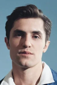 Phil Dunster Oyuncu Profil Görseli