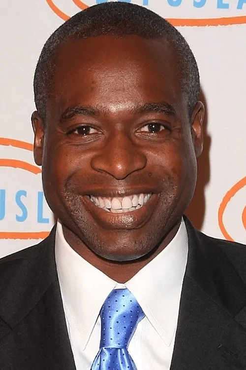 Phill Lewis Yönetmen Profil Görseli