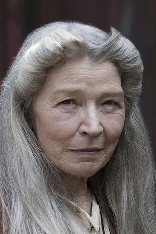 Phyllis Somerville Oyuncu Profil Görseli