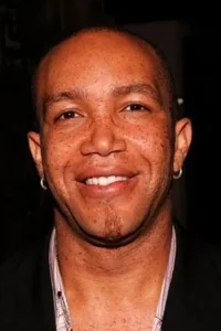 R. Ellis Frazier Yönetmen Profil Görseli