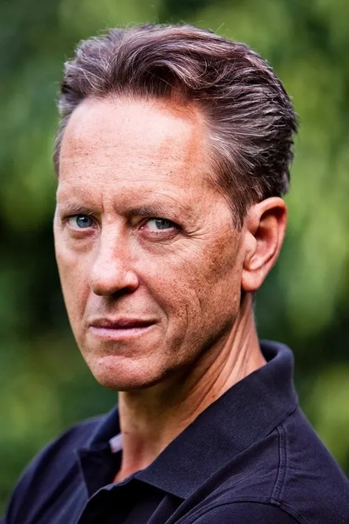 Richard E. Grant Oyuncu Profil Görseli