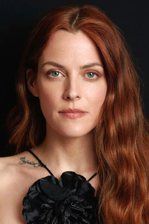 Riley Keough Oyuncu Profil Görseli