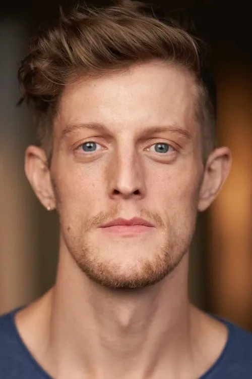 Robert Strange Oyuncu Profil Görseli