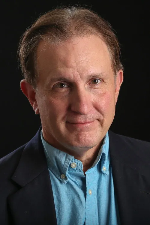 Robert Tinnell Yönetmen Profil Görseli