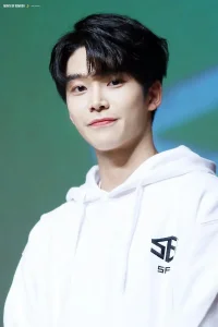 Rowoon Oyuncu Profil Görseli