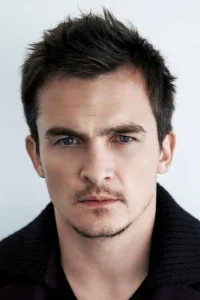Rupert Friend Oyuncu Profil Görseli