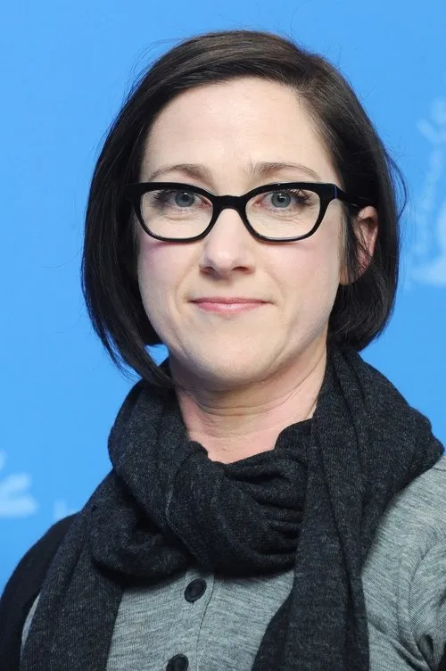 S.J. Clarkson Yönetmen Profil Görseli