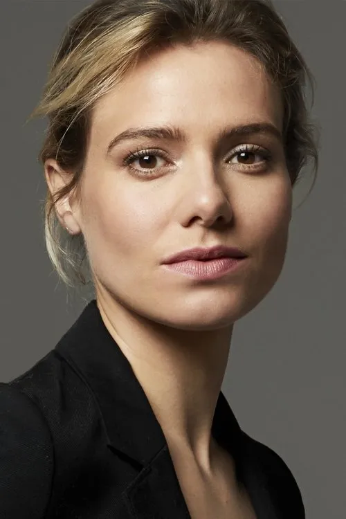 Sallie Harmsen Oyuncu Profil Görseli