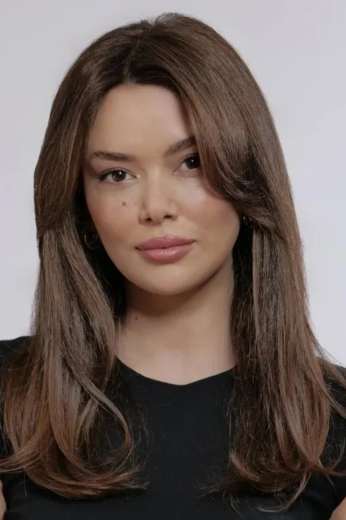 Seray Kaya Oyuncu Profil Görseli